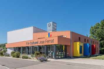 Pole culturel Jean Ferrat par Arc & Types architectes