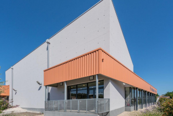 Pole culturel Jean Ferrat par Arc & Types architectes