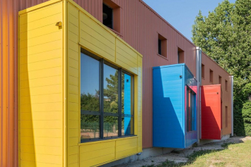 Pole culturel Jean Ferrat par Arc & Types architectes