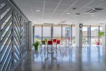 Pole culturel Jean Ferrat par Arc & Types architectes