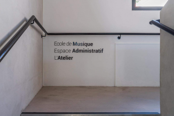 Pole culturel Jean Ferrat par Arc & Types architectes