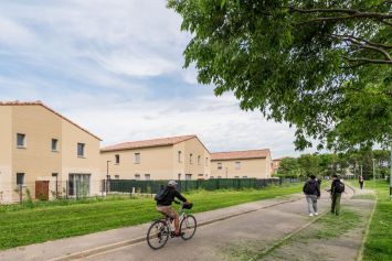 Résidence Le Cottage Par Arc & Types Architectes à Le Pontet