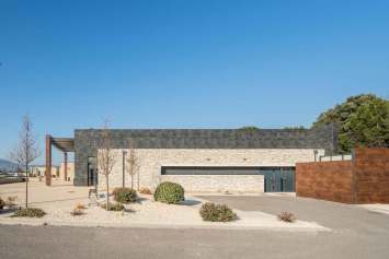 Salle multiculturelle de Chusclan