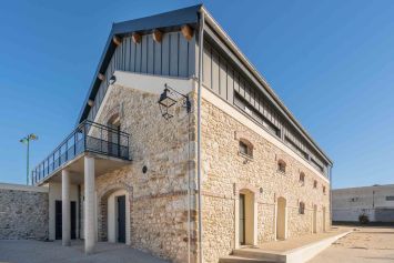 Médiathèque de St Privat des Vieux par Arc&Types