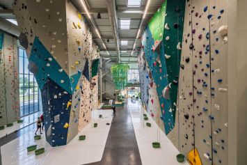 Vertical Park, salle d'escalade