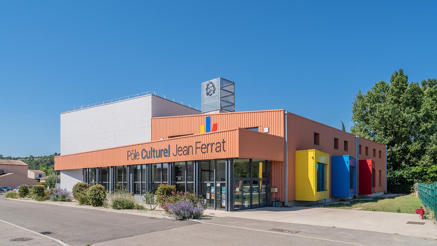 Architecte Gard centre culturel