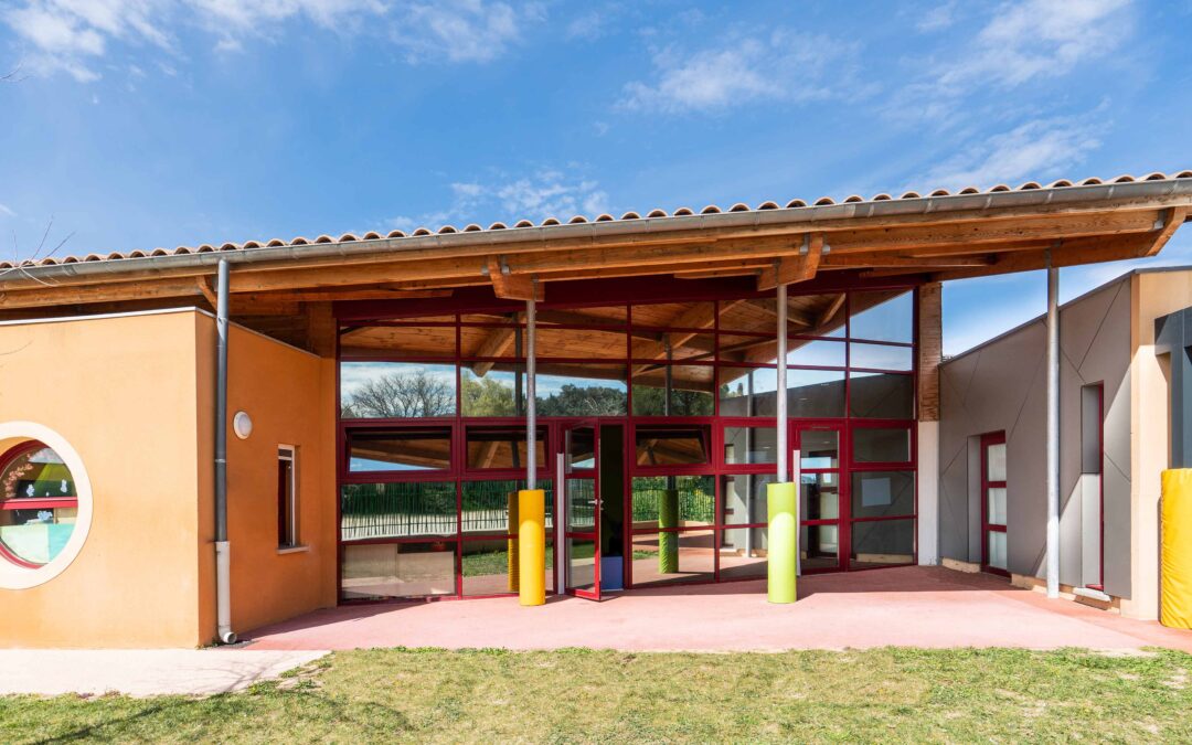 Crèche « Les Lutins Du Claux » | Saint-Victor-la-Coste 30