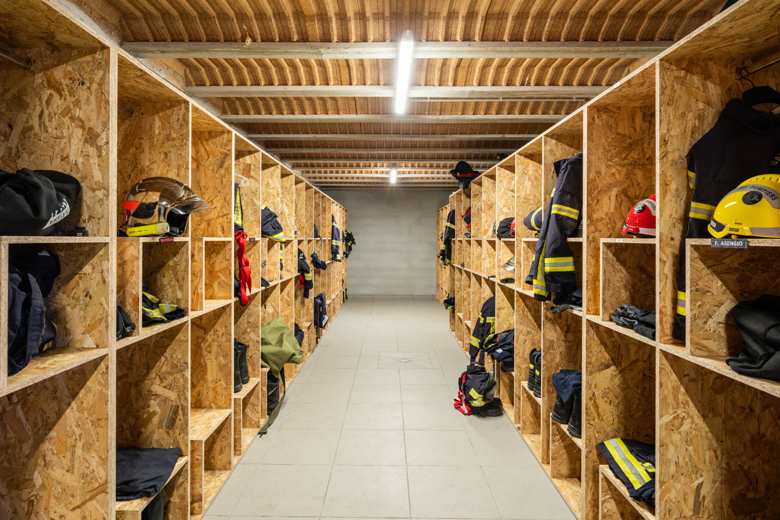 Centre de secours Bessan Architecte